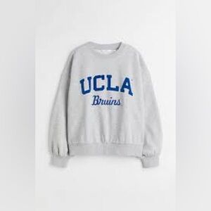 H&M Gray Crew Neck Sweater with Blue Print